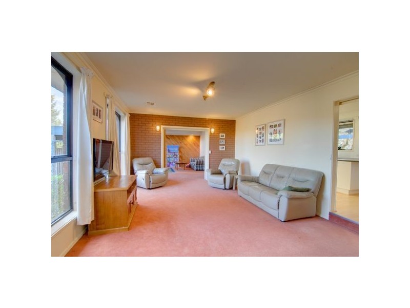 118 Warrina Drive, Delacombe VIC 3356