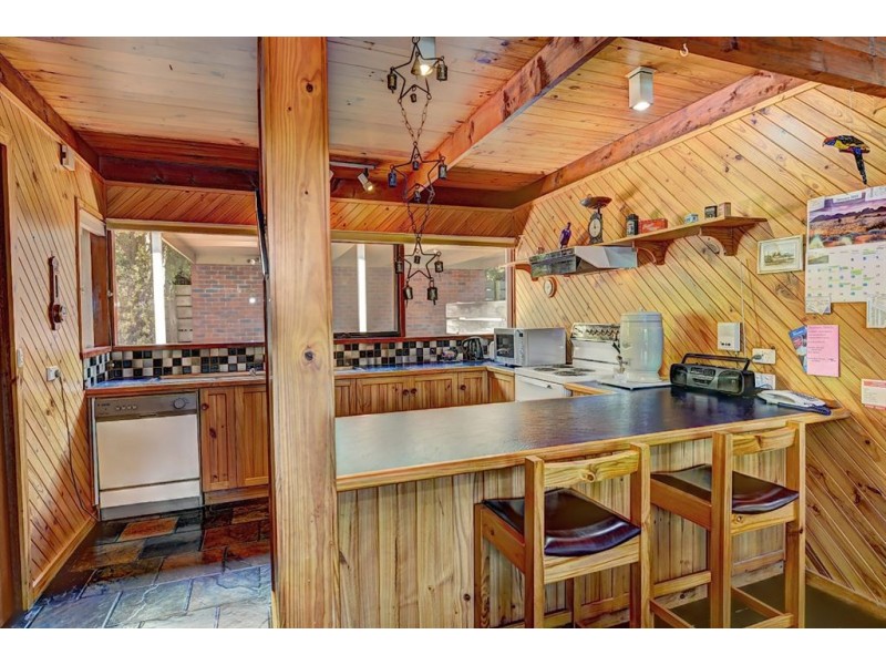 124 Yarana Drive, Mount Helen VIC 3350