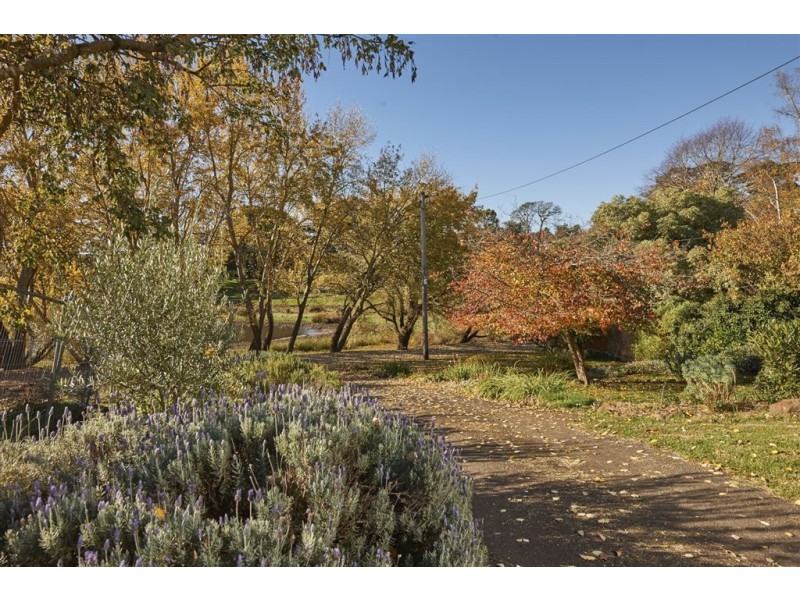 109 Yuille Street, Buninyong VIC 3357