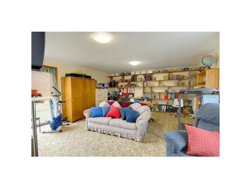 41 Stamford Street, Wendouree VIC 3355