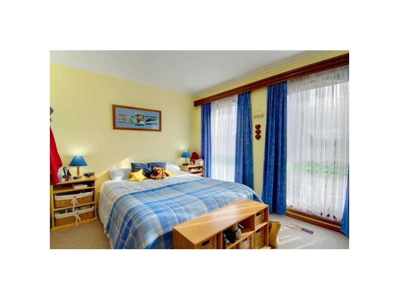 41 Stamford Street, Wendouree VIC 3355