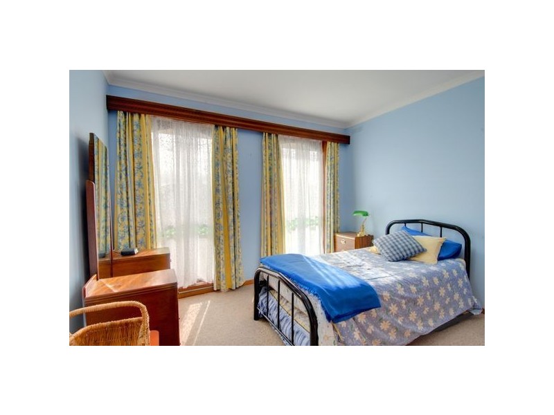 41 Stamford Street, Wendouree VIC 3355