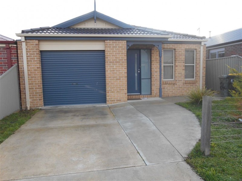 24 Yarra Park Drive, Sebastopol VIC 3356