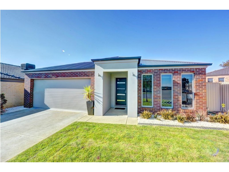 150 Canadian Lakes Boulevard, Canadian VIC 3350