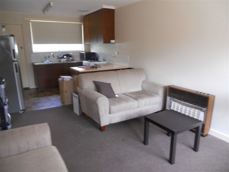 2 + 4/613 Ascot Street, Ballarat Central VIC 3350