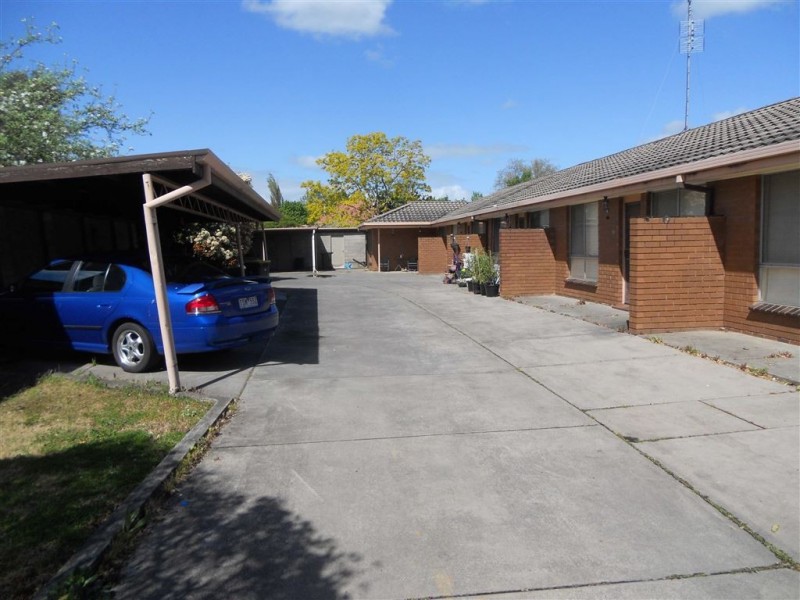 2 + 4/613 Ascot Street, Ballarat Central VIC 3350
