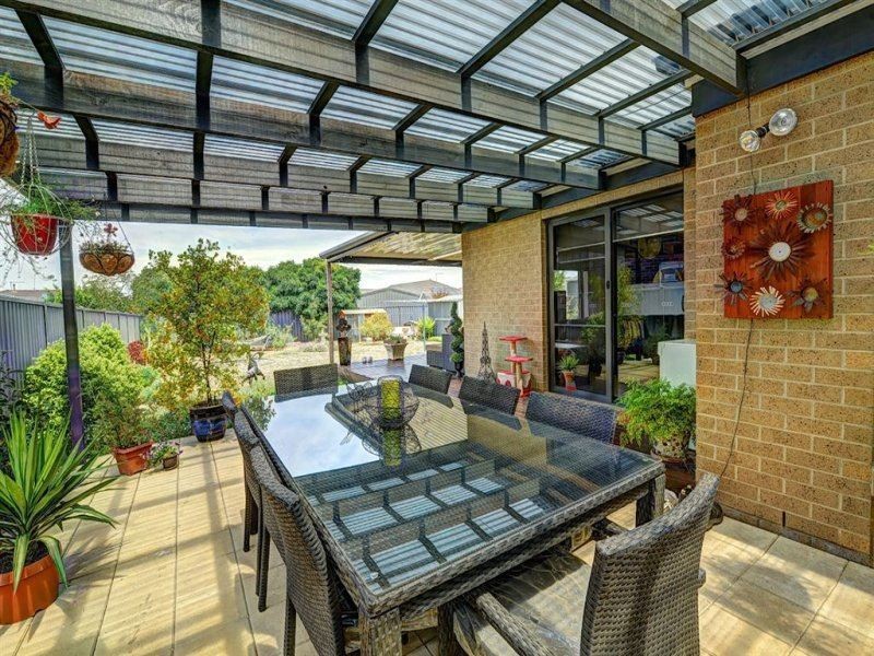 243 Whitelaw Avenue, Delacombe VIC 3356