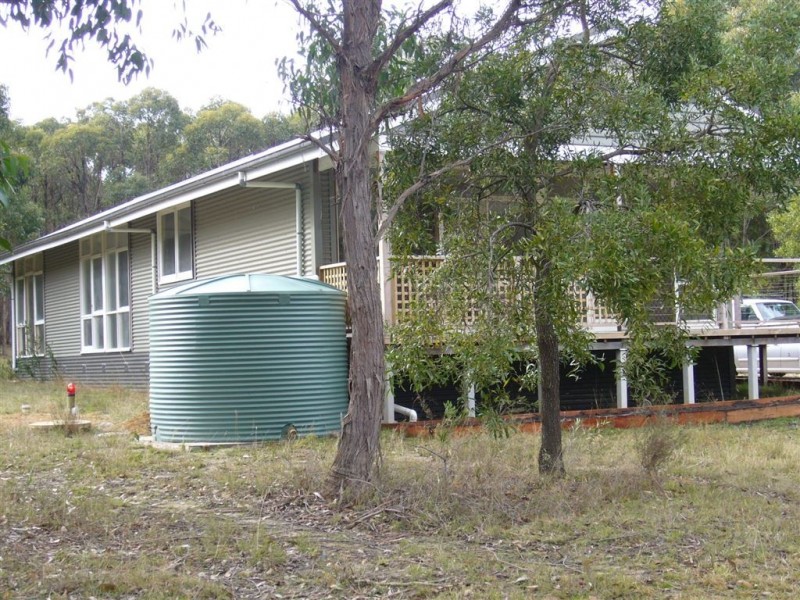 81 Grevillea Drive, Enfield VIC 3352