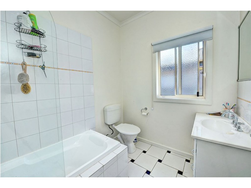 17 Gale Street, Canadian VIC 3350