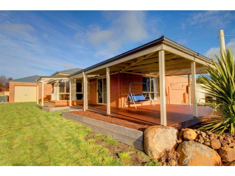 6 Osbourne Court, Miners Rest VIC 3352