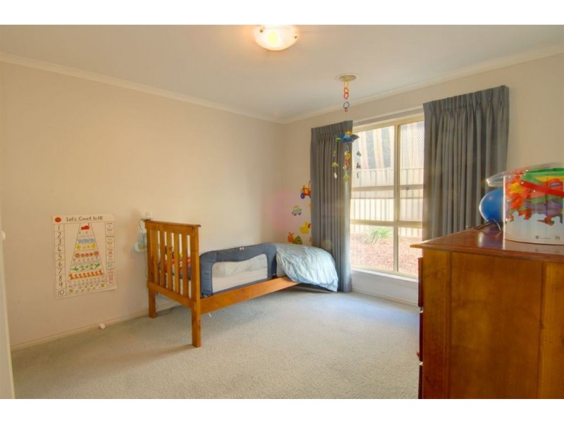6 Osbourne Court, Miners Rest VIC 3352