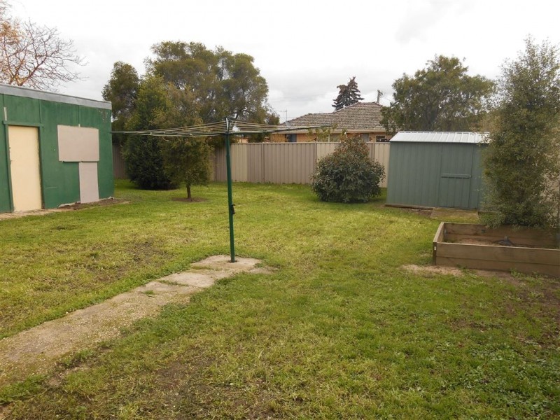 1 Mauger Street, Wendouree VIC 3355