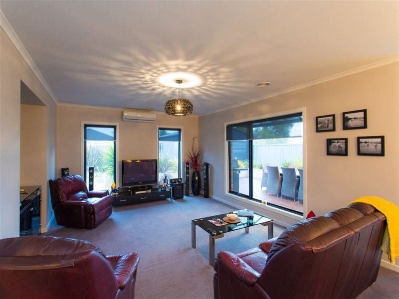 36 Merino Drive, Alfredton VIC 3350