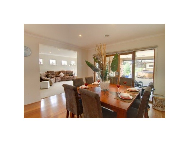 1 Heath Court, Ballarat VIC 3350