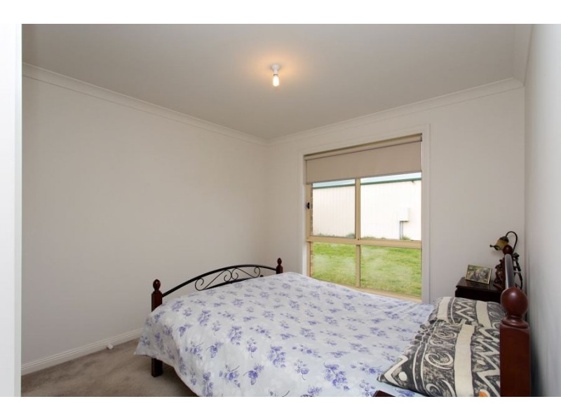 143 Exchequer Road, Cape Clear VIC 3351