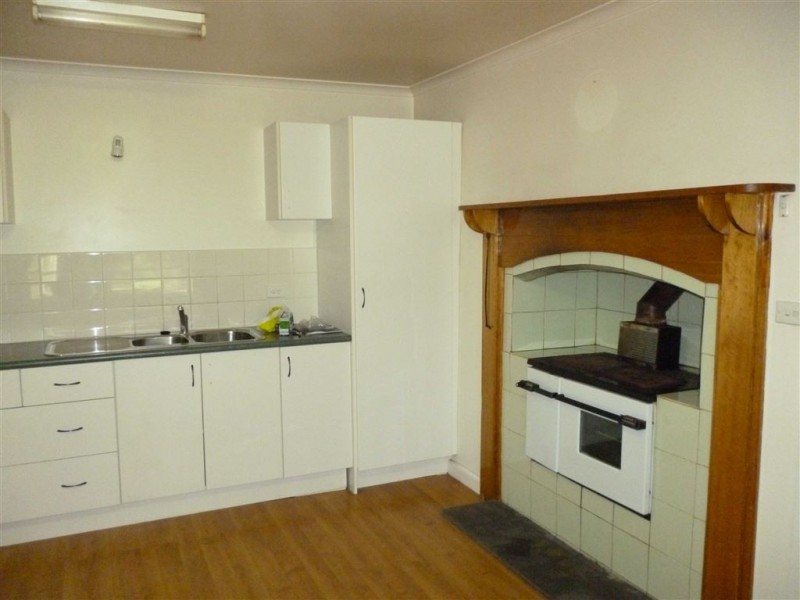 77 Clunes Road, Creswick VIC 3363