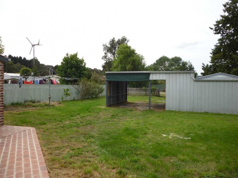 77 Clunes Road, Creswick VIC 3363