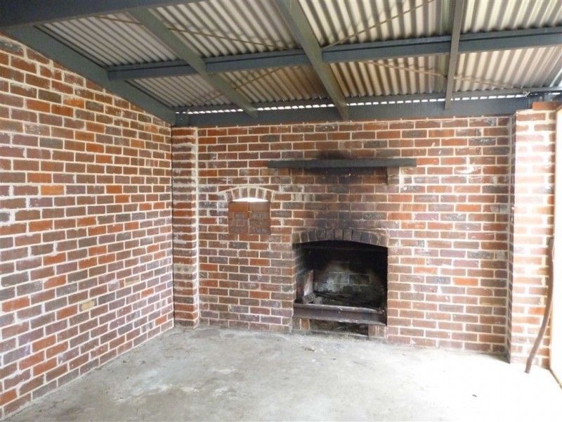 77 Clunes Road, Creswick VIC 3363