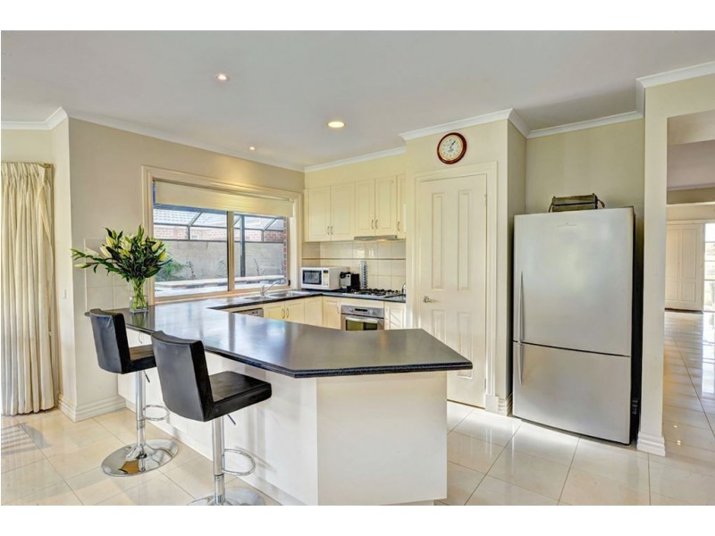 9 Osborne Court, Miners Rest VIC 3352