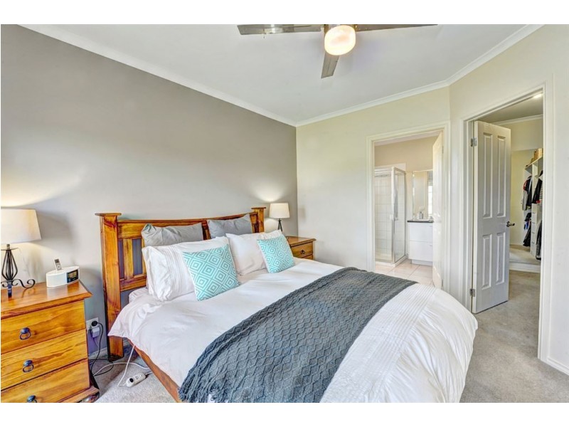 9 Osborne Court, Miners Rest VIC 3352