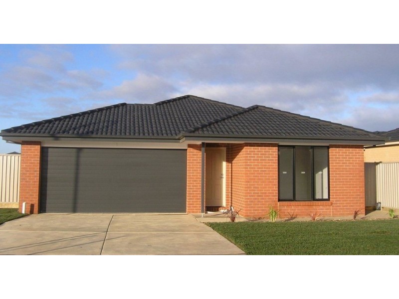 16 Oberon Street, Alfredton VIC 3350