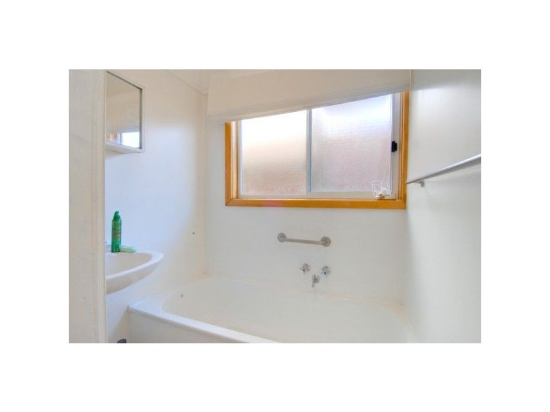 13 Daffodil Street, Wendouree VIC 3355