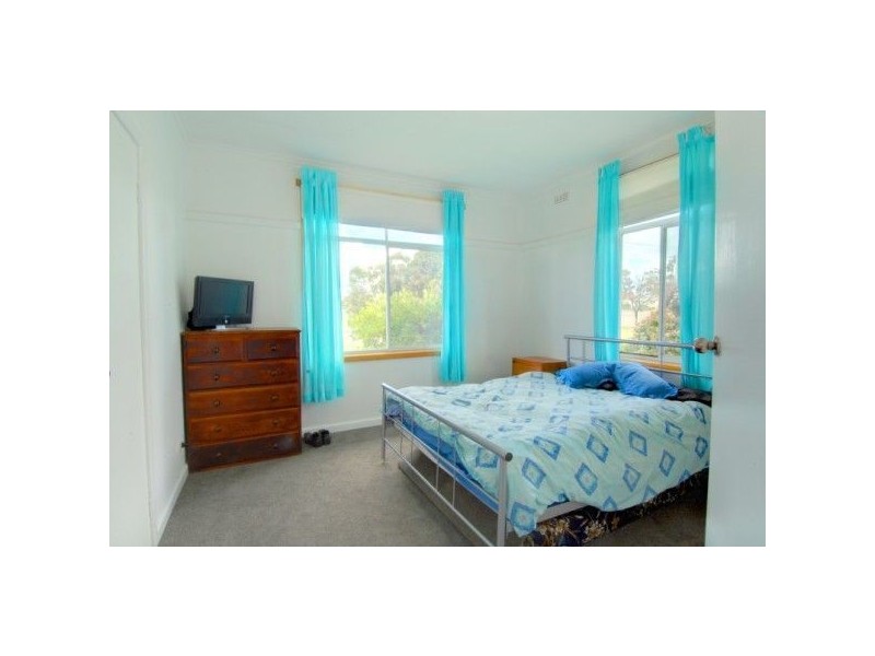 13 Daffodil Street, Wendouree VIC 3355