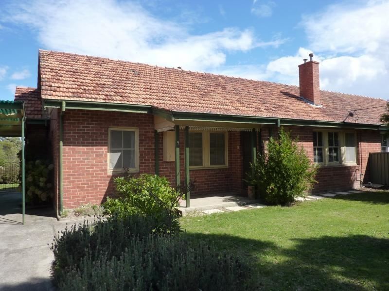 9 Walsh Avenue, Ballarat North VIC 3350