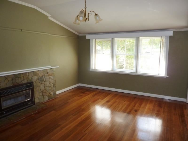 9 Walsh Avenue, Ballarat North VIC 3350