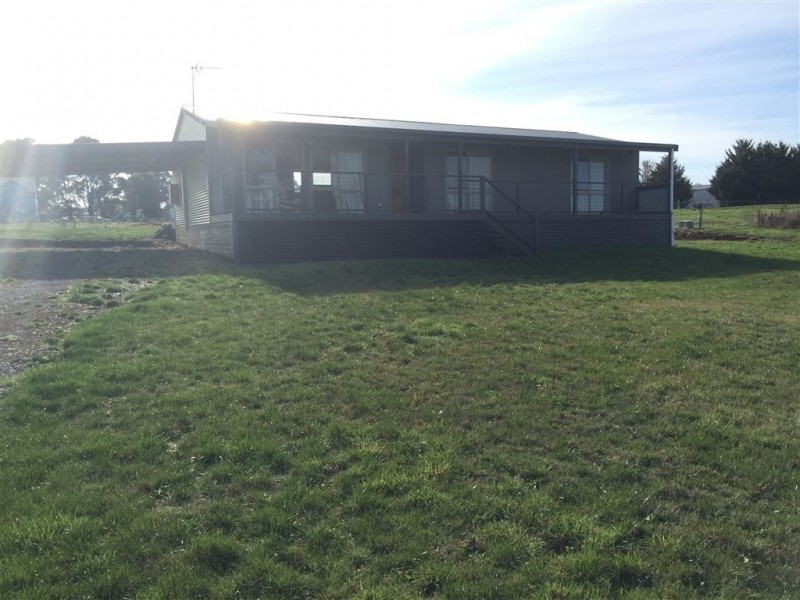 60 Elizabeth Street, Allendale VIC 3364