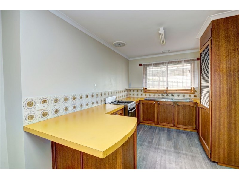 29 Marie Crescent, Wendouree VIC 3355