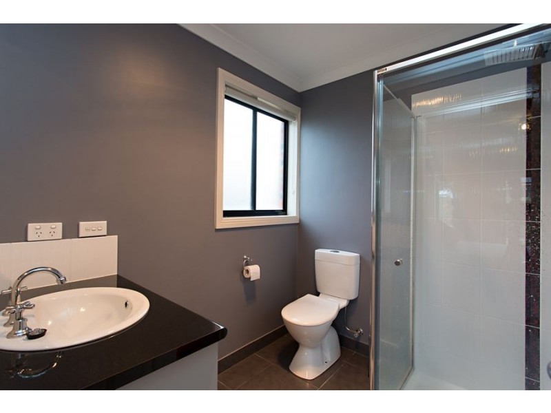 4 Therese Court, Miners Rest VIC 3352