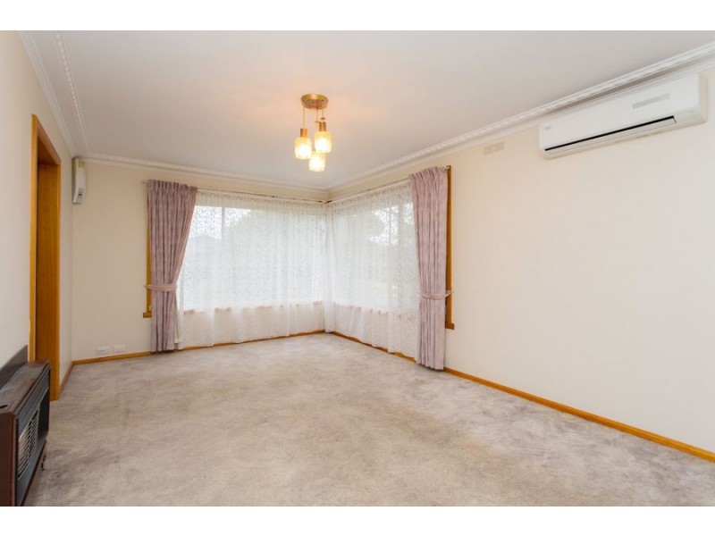 44 Marie Crescent, Wendouree VIC 3355