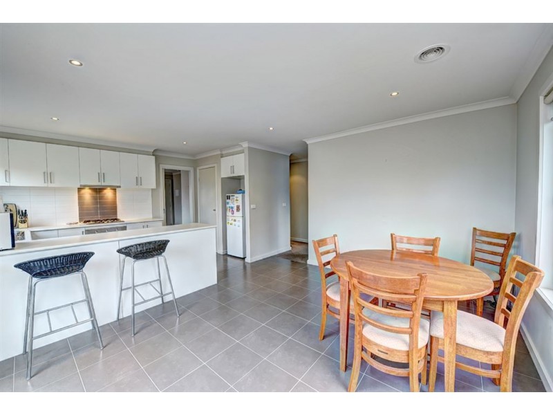 9/911-913 Tress Street, Mount Pleasant VIC 3350