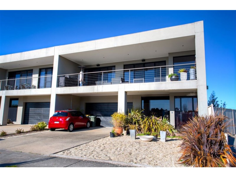 9 Broderick Court, Canadian VIC 3350