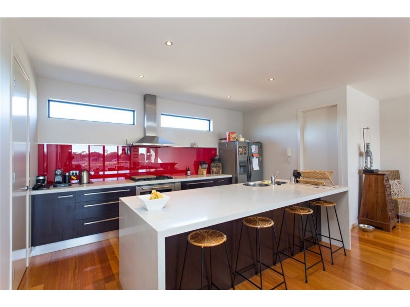 9 Broderick Court, Canadian VIC 3350