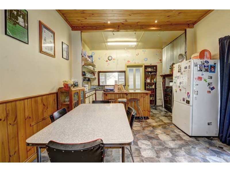 16 Anderson Street West, Ballarat Central VIC 3350