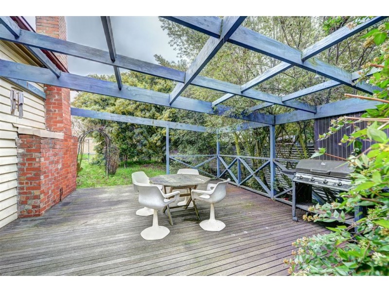 16 Anderson Street West, Ballarat Central VIC 3350