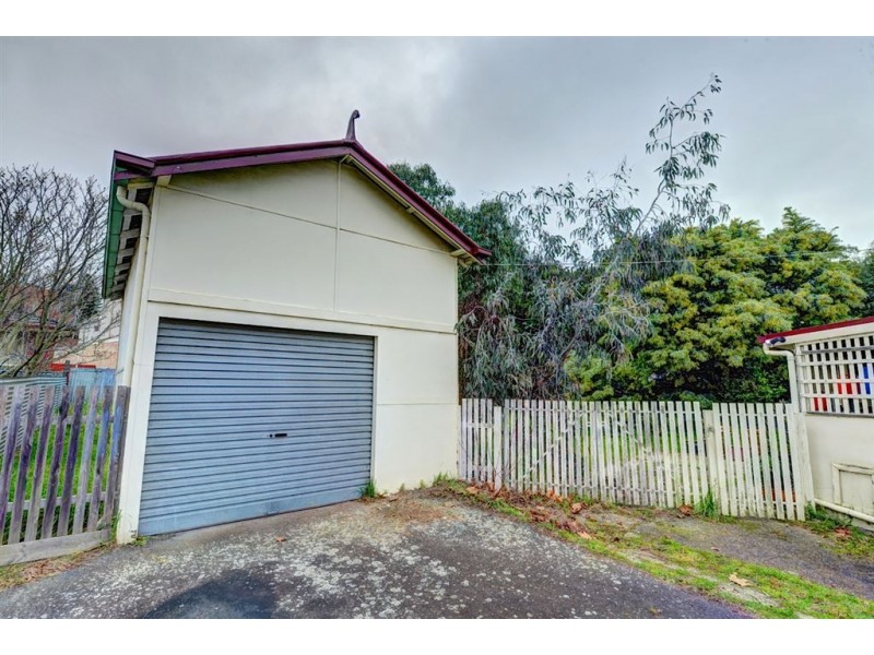 16 Anderson Street West, Ballarat Central VIC 3350