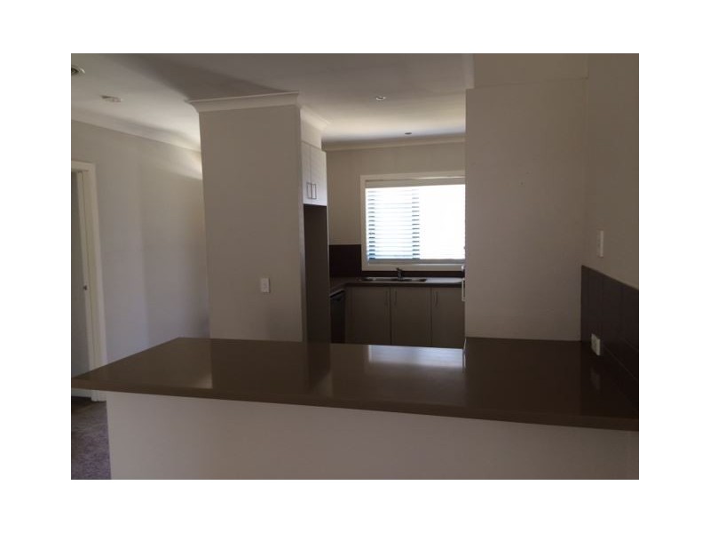 28 Brighton Court, Wendouree VIC 3355