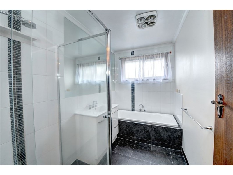 2 Ferguson Court, Redan VIC 3350