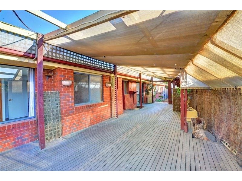 54 Rowan Parade, Wendouree VIC 3355