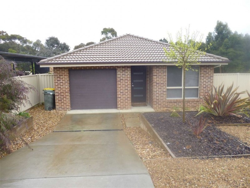 8 Cecile Court, Ballarat East VIC 3350