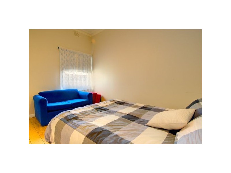 a/805 Doveton Street, Soldiers Hill VIC 3350