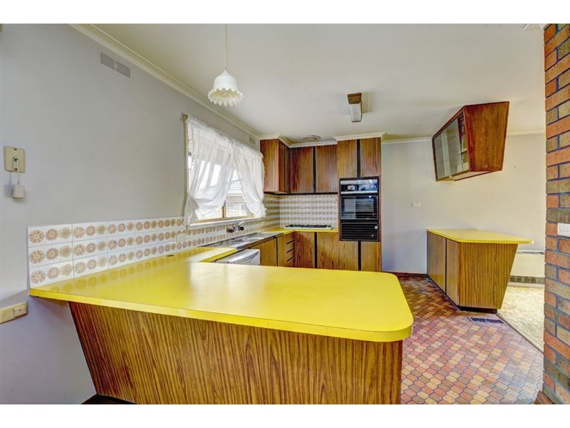 4 Maxlyn Avenue, Ballarat East VIC 3350