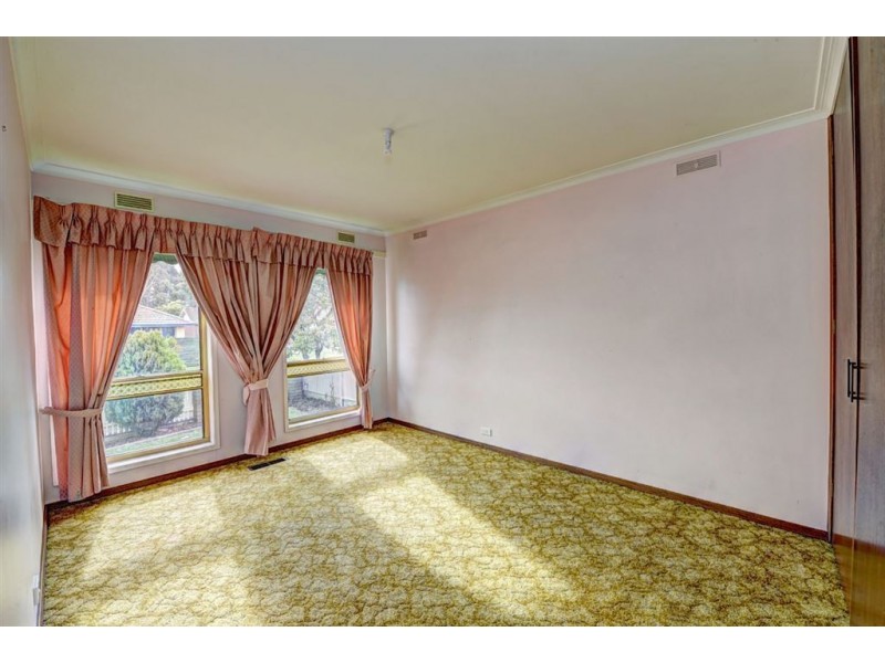 4 Maxlyn Avenue, Ballarat East VIC 3350