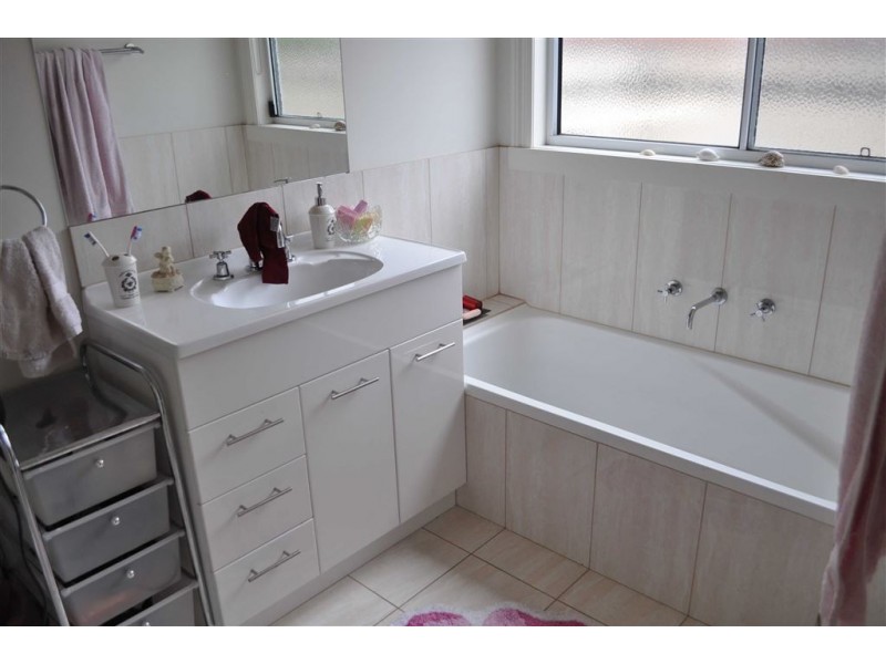 121a Scott Parade, Ballarat Central VIC 3350