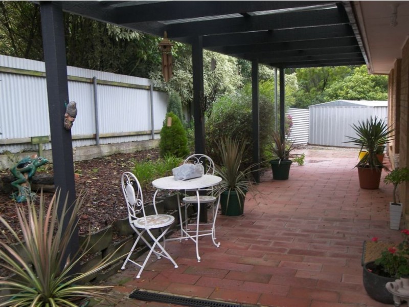 13 Loren Close, Ballarat VIC 3350