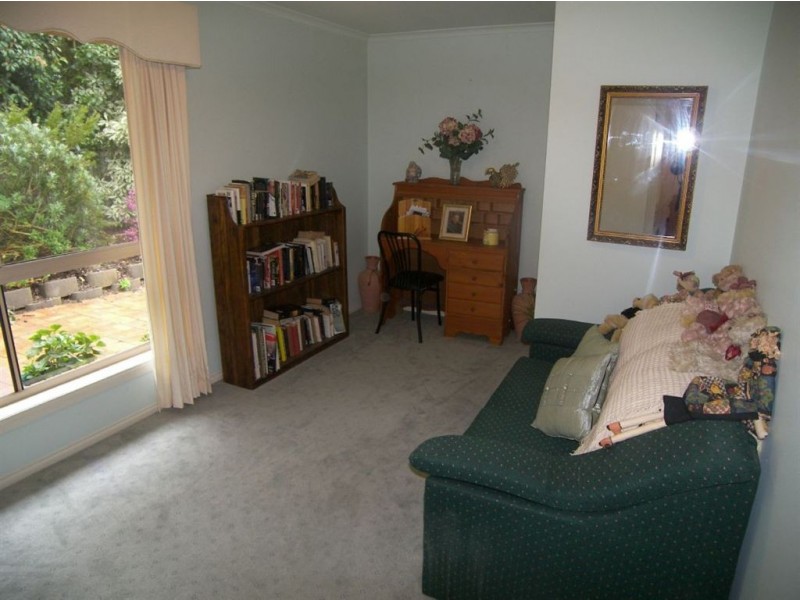 13 Loren Close, Ballarat VIC 3350