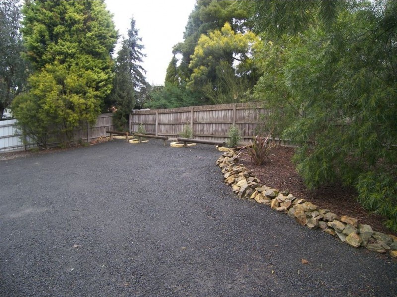 13 Loren Close, Ballarat VIC 3350